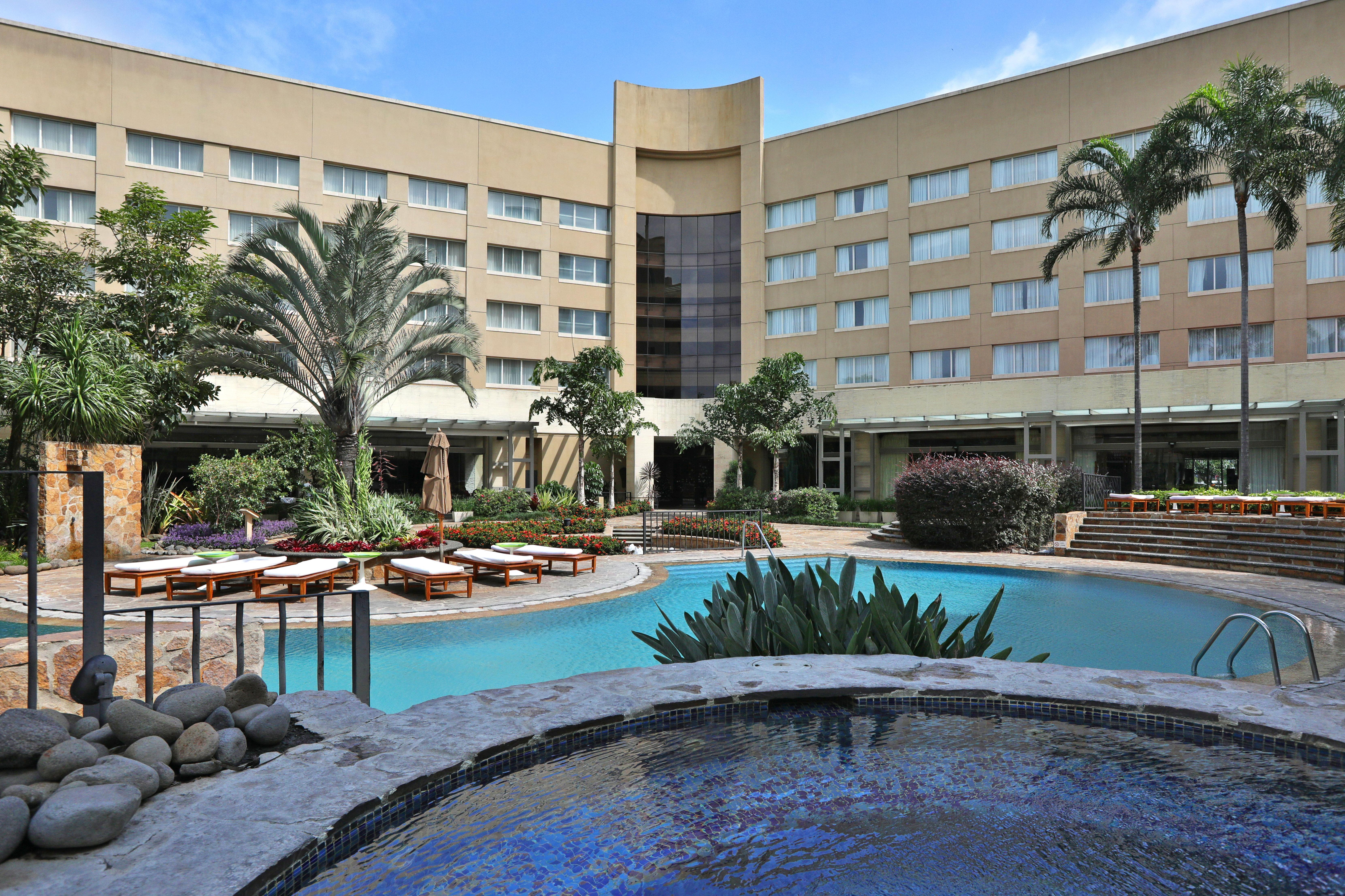 Intercontinental Costa Rica At Multiplaza Mall, An Ihg Hotel Сан-Хосе Экстерьер фото